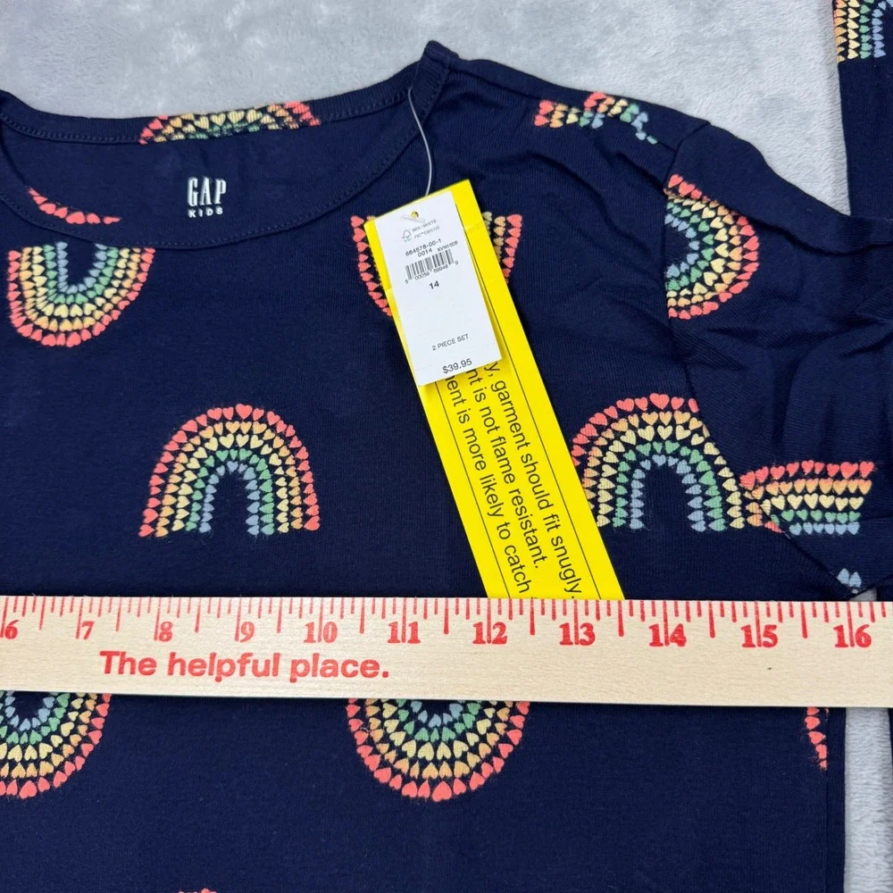 GAP kids rainbow
